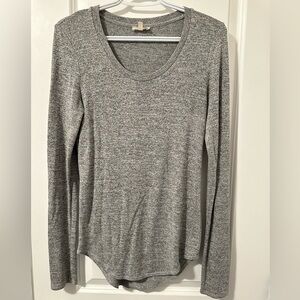 Wilfred Free Heather Grey Classic Long-sleeve, women’s size M